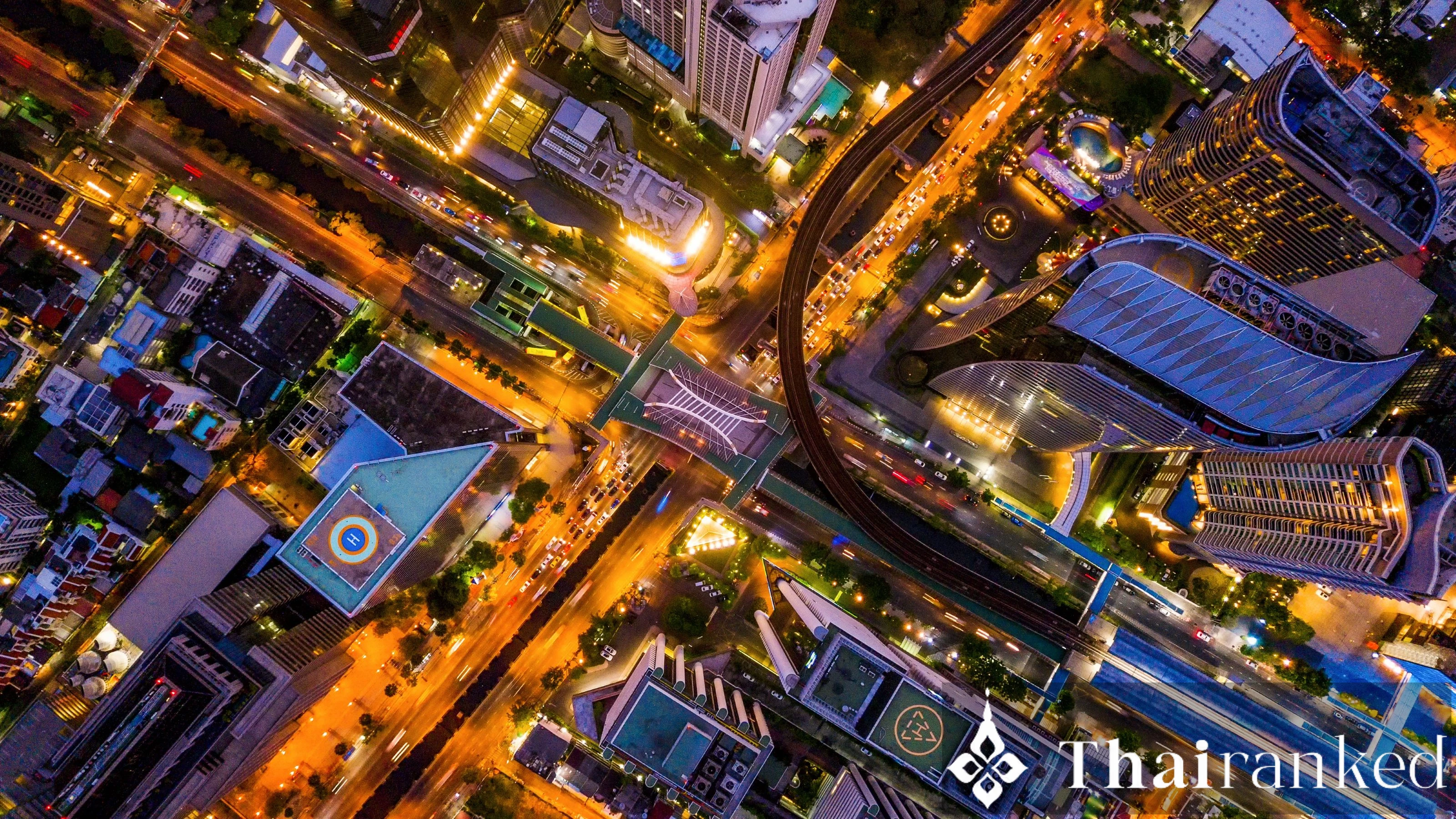 Bangkok’s Creative Neighborhoods (Thonglor, Ari, Charoenkrung)