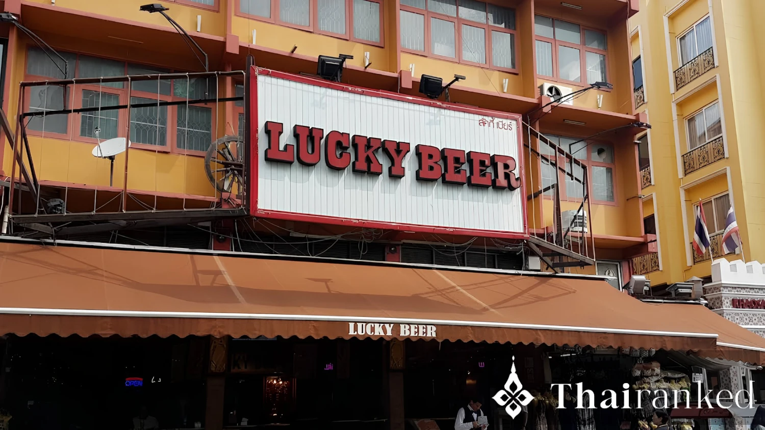 Khaosan Road: The Club & Lucky Beer
