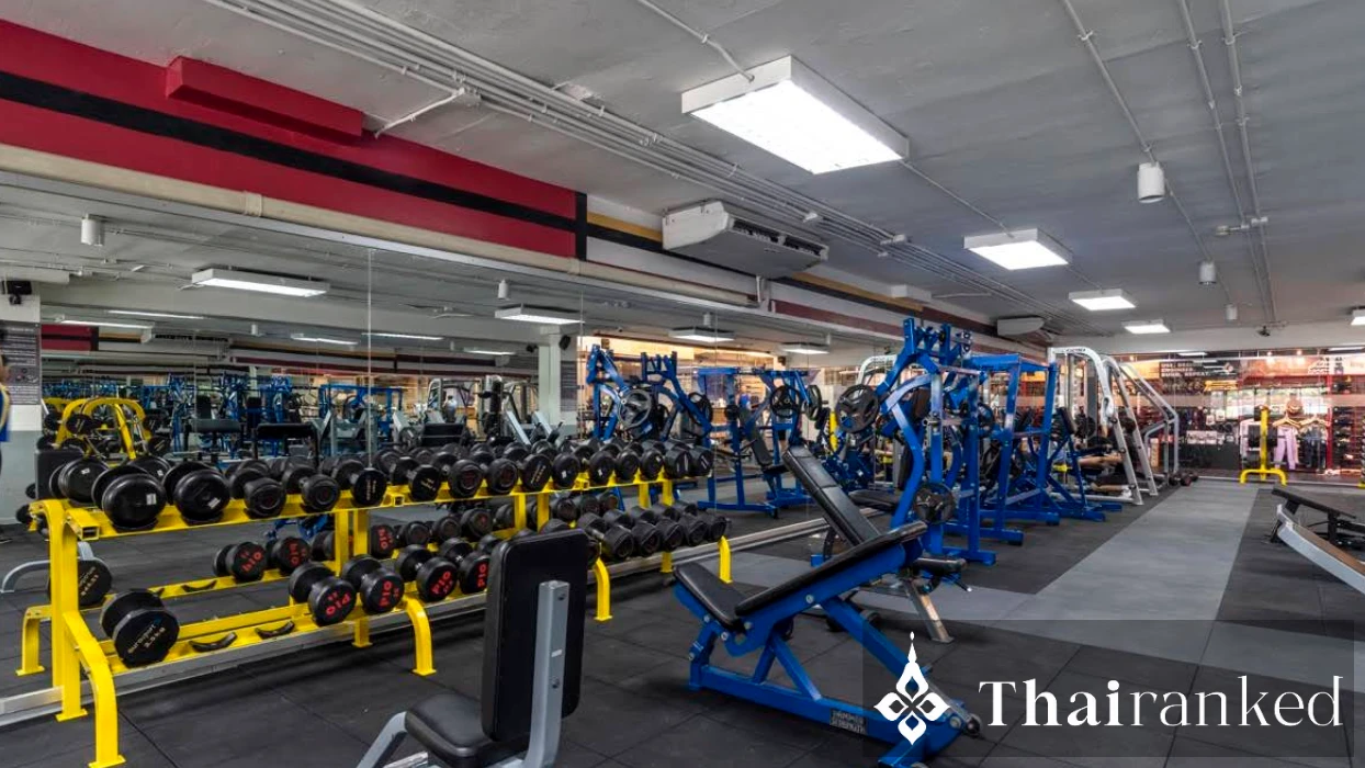 The Racquet Club (Sukhumvit 49)