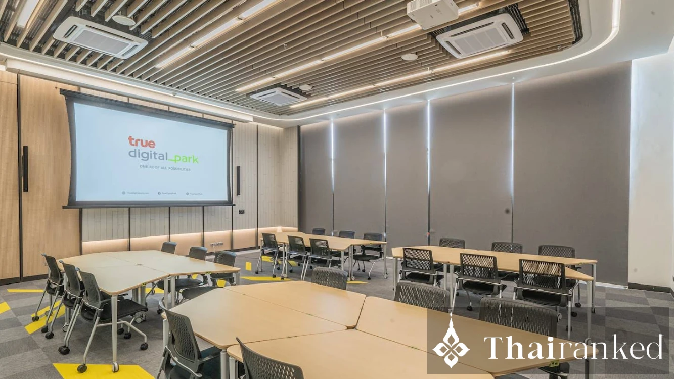 Punnawithi–Udom Suk, True Digital Park Zone
