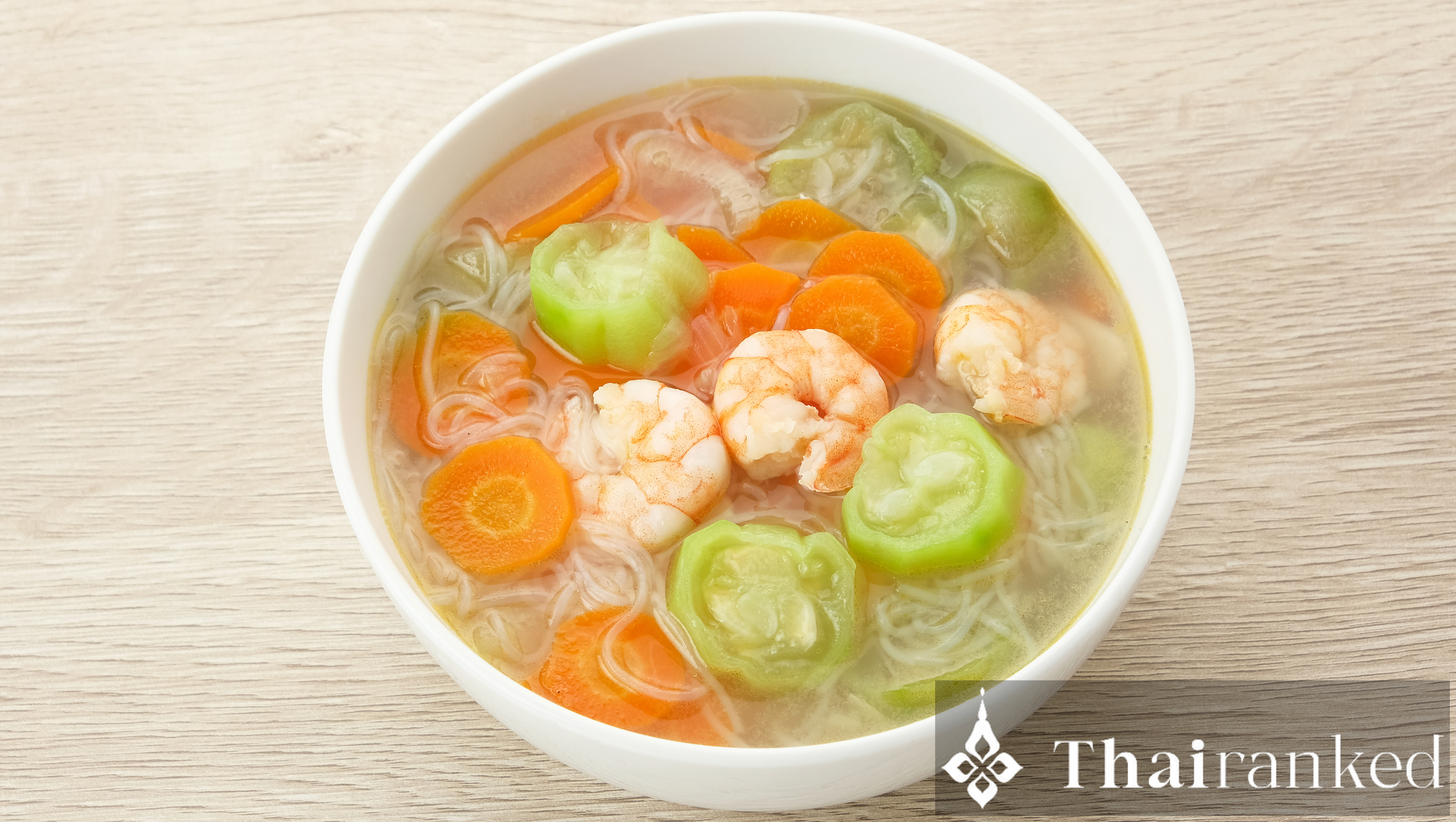 Kaeng Jued Wun Sen (Clear Soup with Glass Noodles)