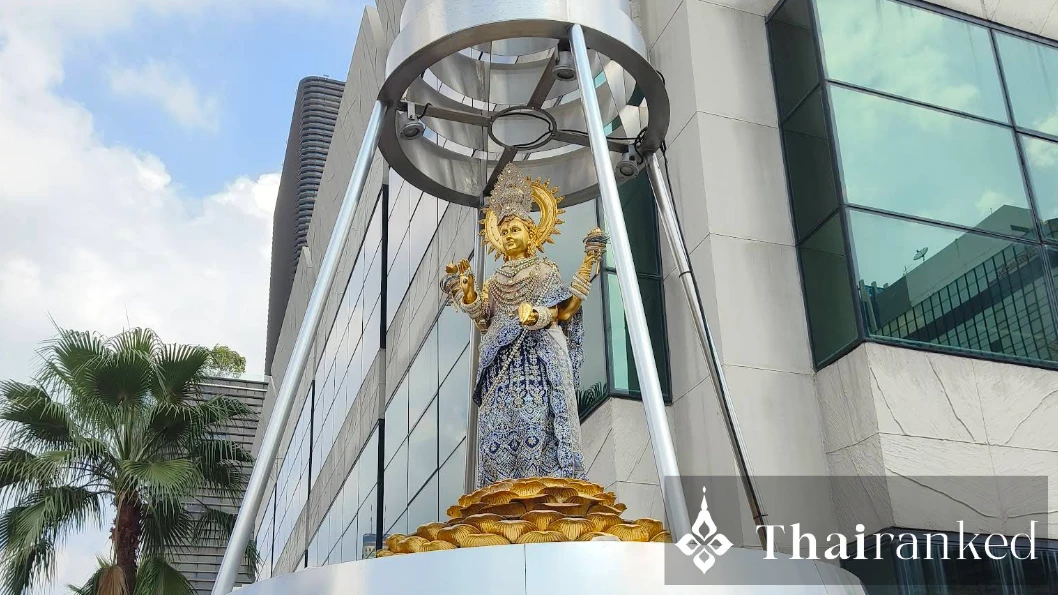 Lakshmi Shrine (Gaysorn Village Skywalk)