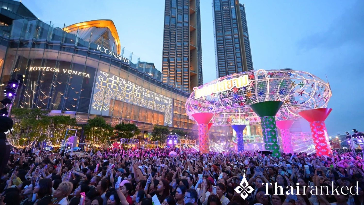 ICONSIAM Riverside Songkran