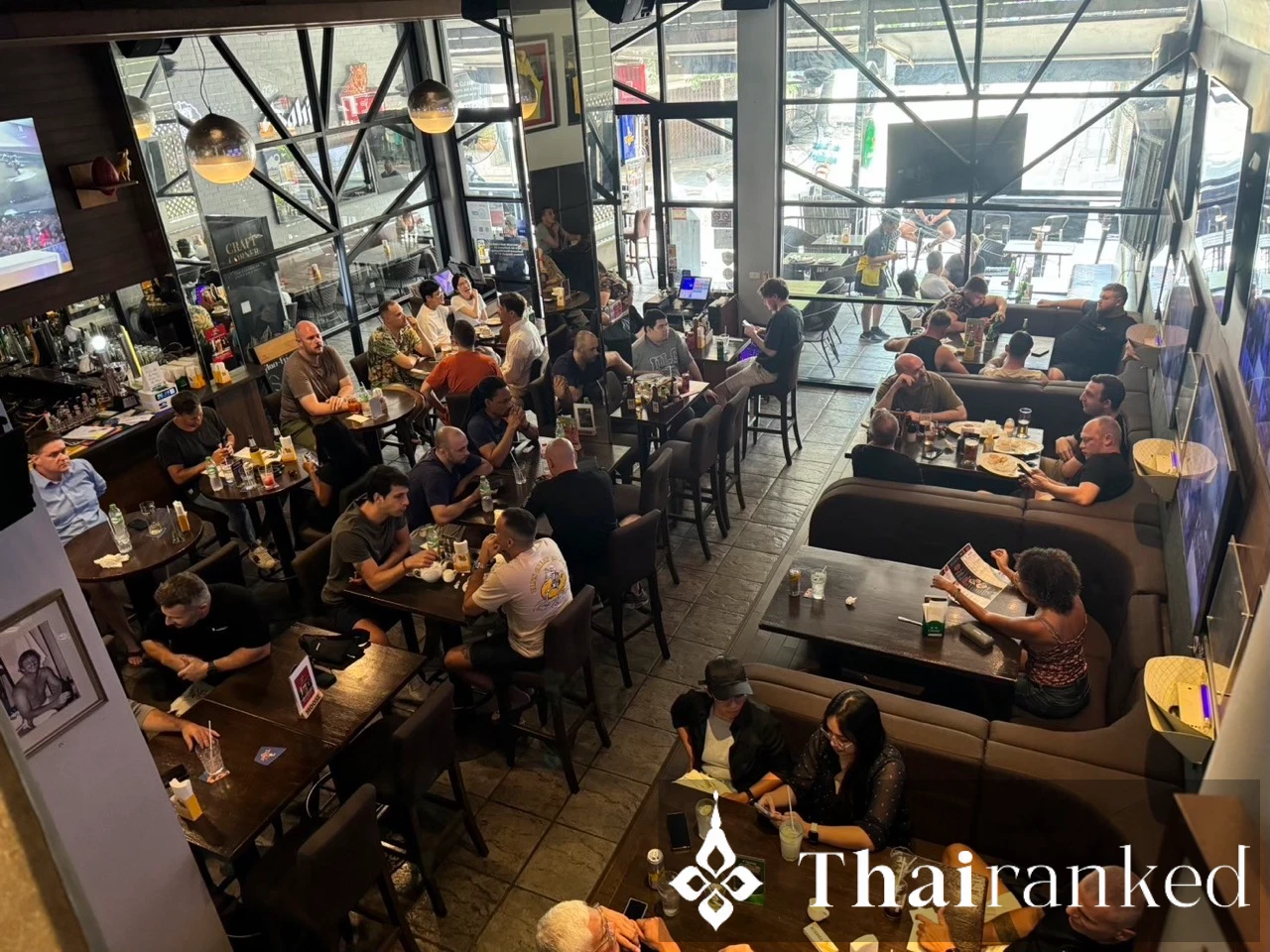 The Clubhouse Sports Bar & Grill