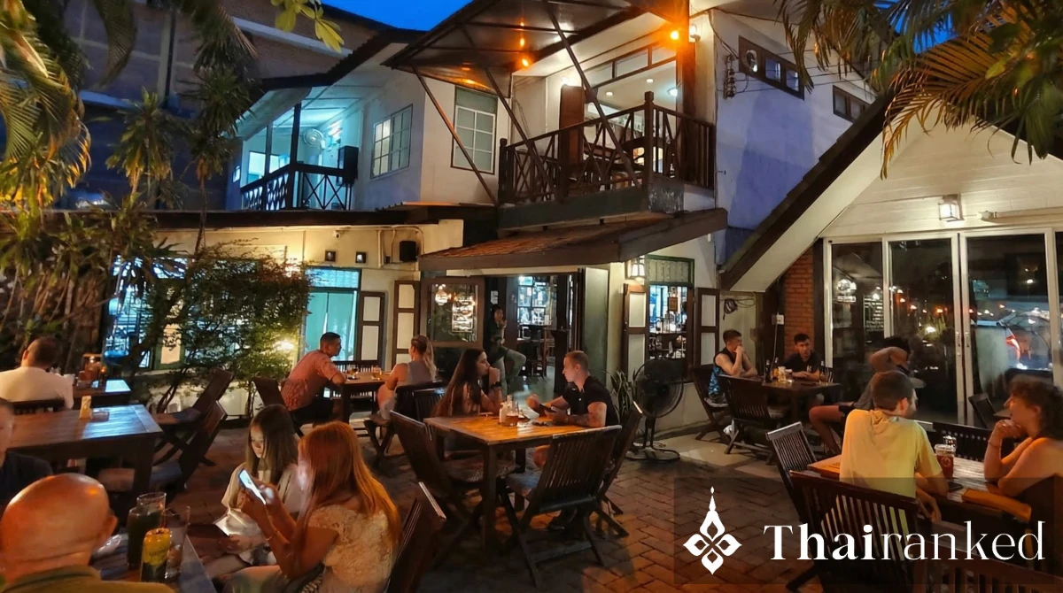 U.N. Irish Pub & Restaurant