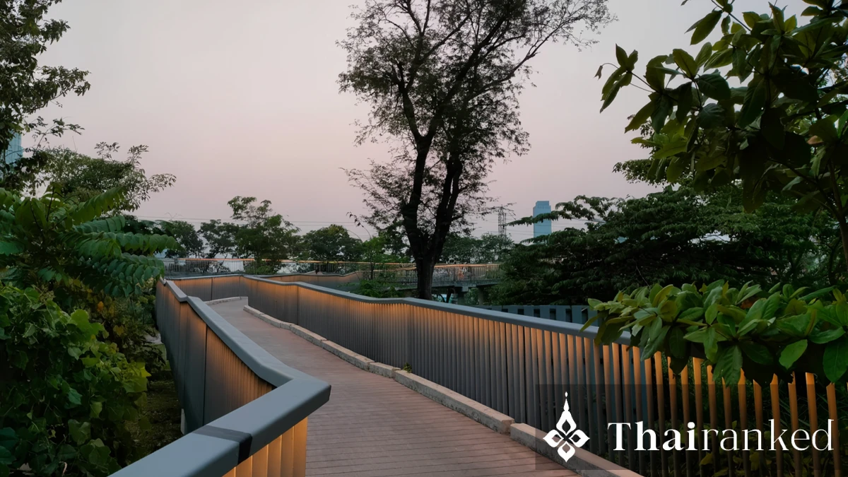 Benjakitti Forest Park Skywalk