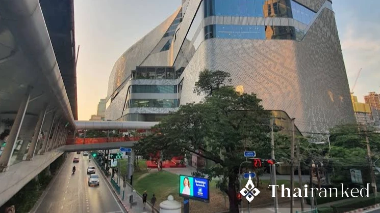 Ploenchit–Chidlom–Wireless