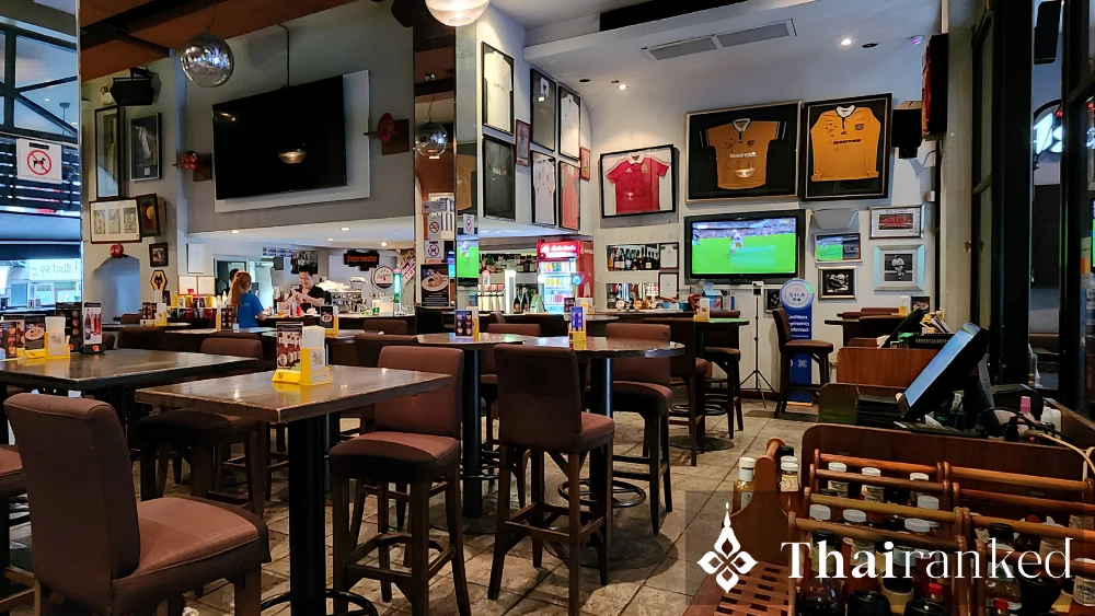 The Clubhouse Sports Bar & Grill (Soi 23)