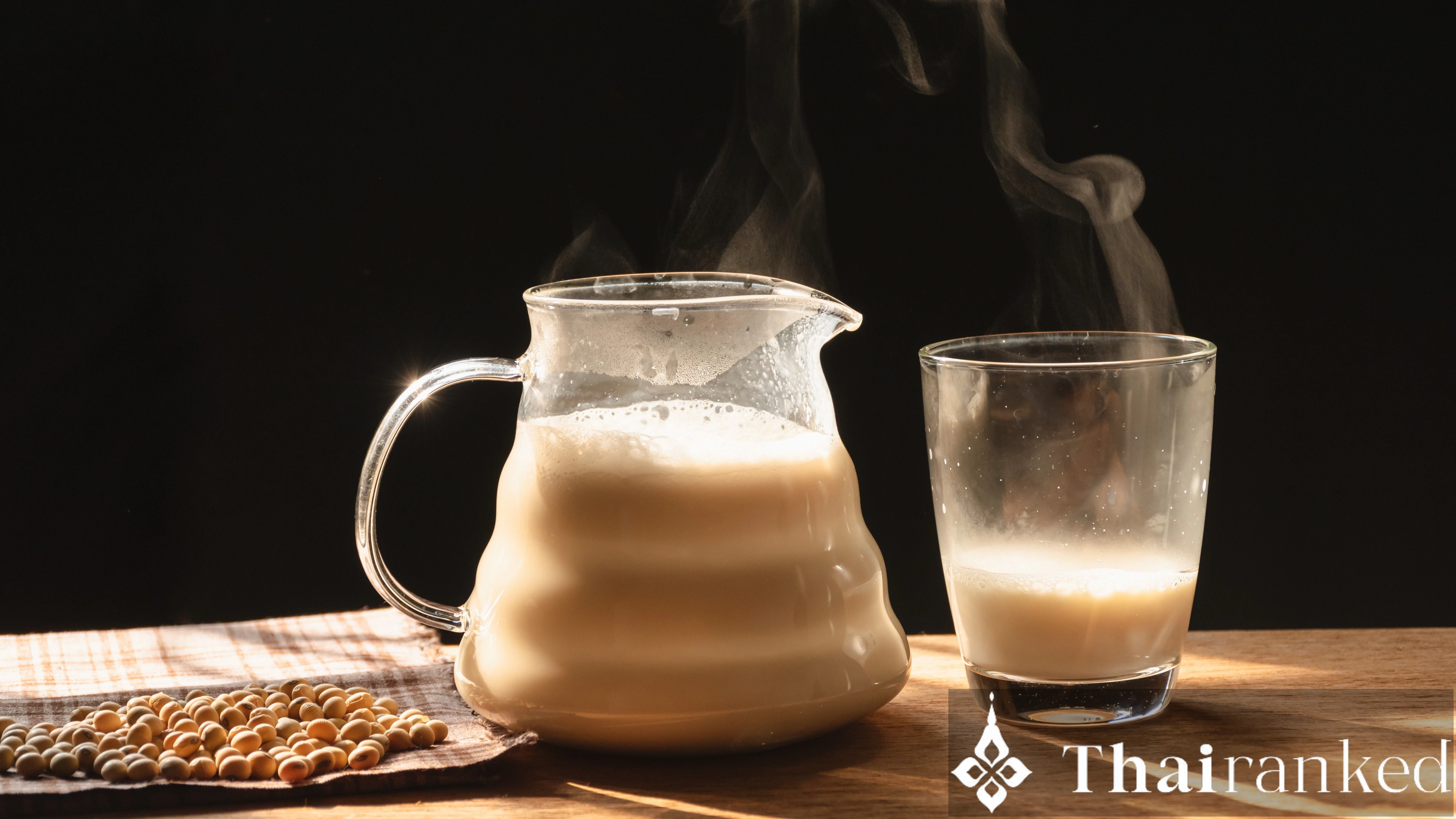 Nam Tao Hu + Tao Huay (hot soy milk and tofu pudding)