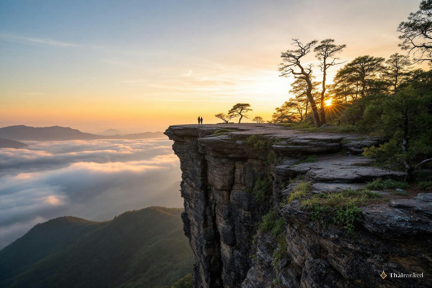 Pha Nok Aen – Phu Kradueng National Park (Loei)