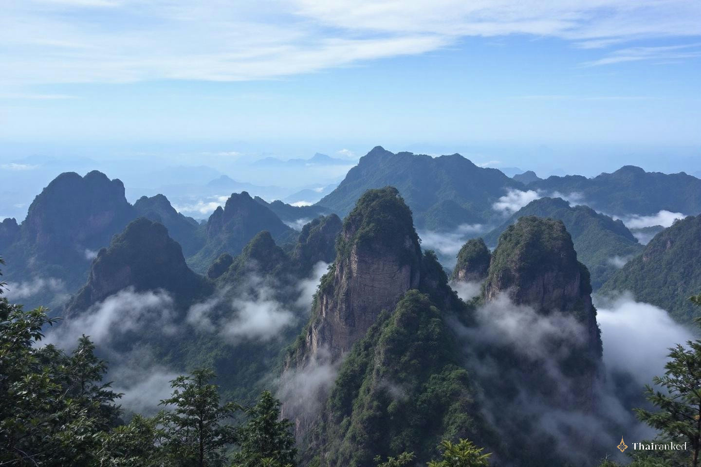 Khao Chang Phueak, Thong Pha Phum (Kanchanaburi)
