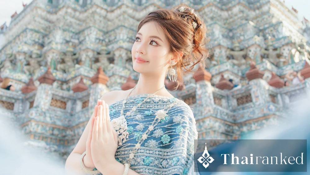 Absolute Thai: Thai Costume Rental (near Wat Arun)