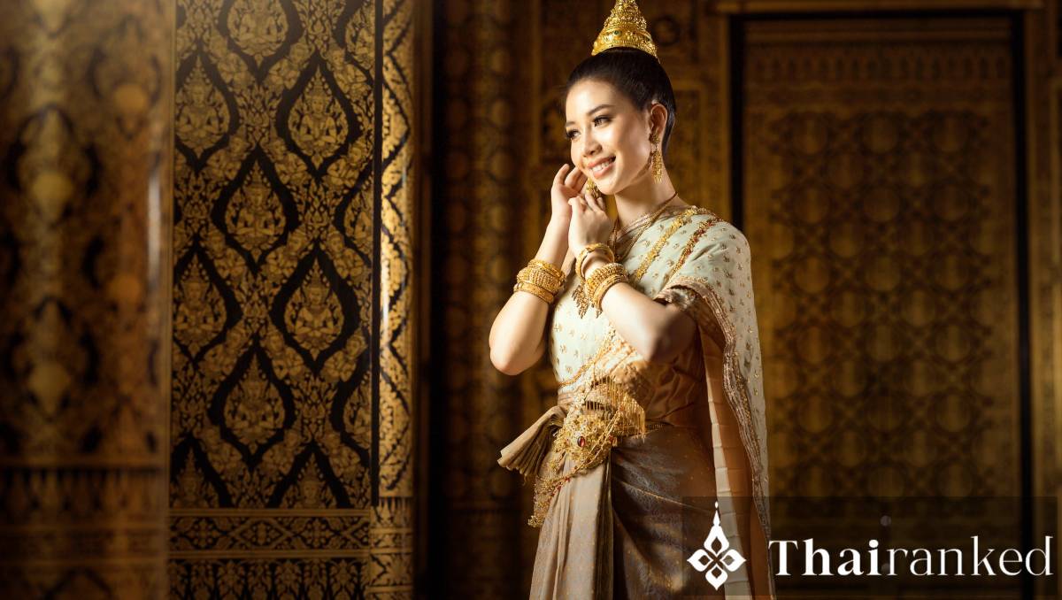 Sense of Thai (near Tha Prachan)