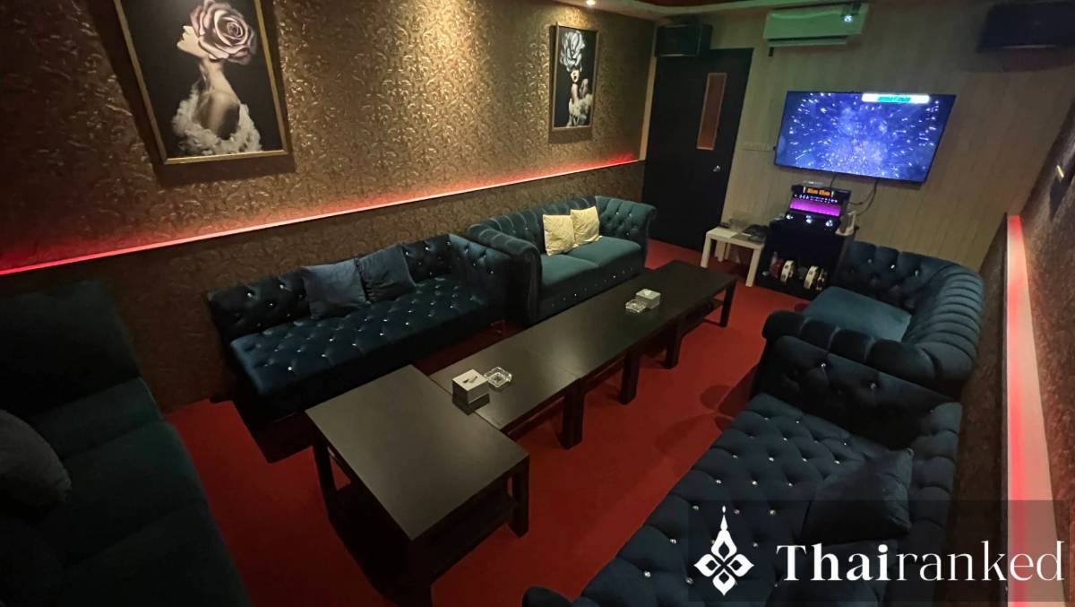 Club GEMS Karaoke Bar & Lounge