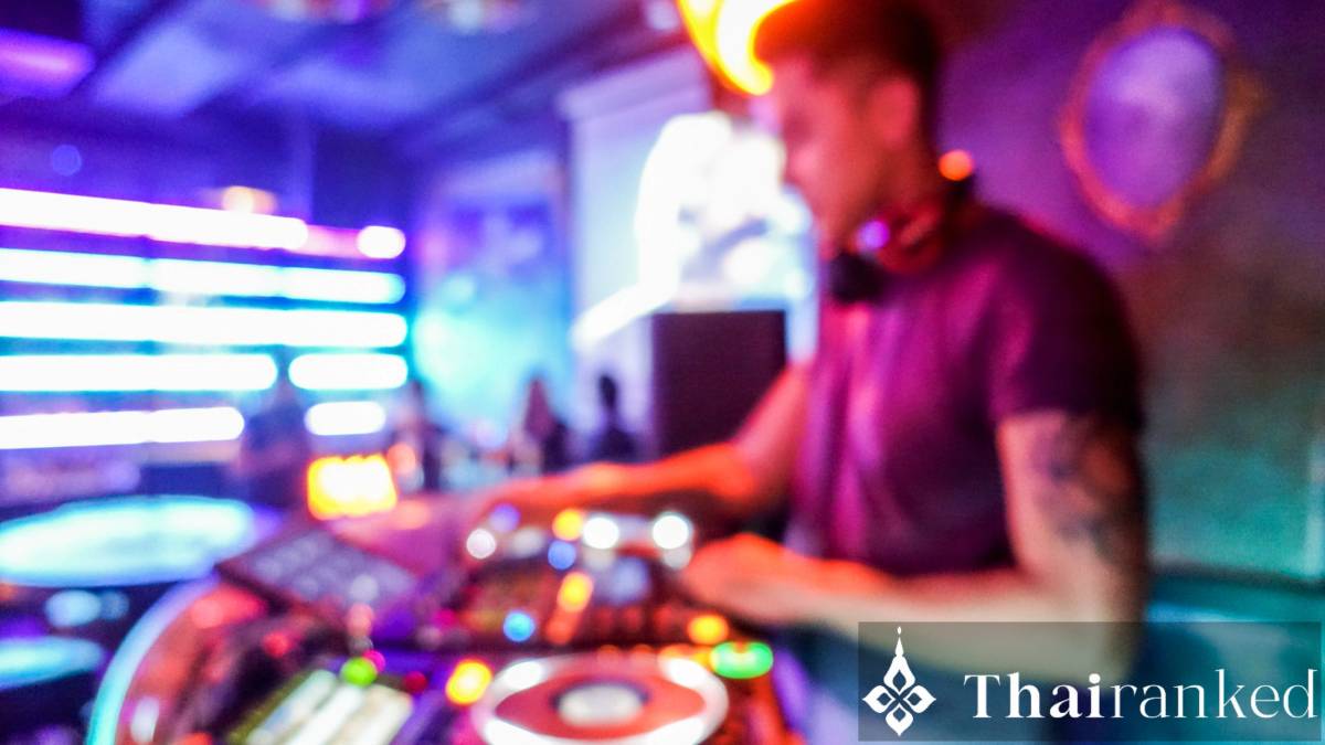 Pattaya Music Festival 2026: Beach, Beers & Live Bands Every Weekend - thumbnail
