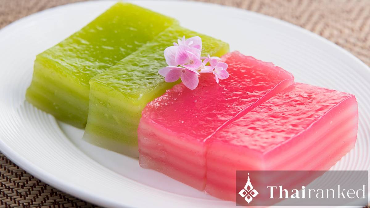 Khanom Chan (ขนมชั้น)