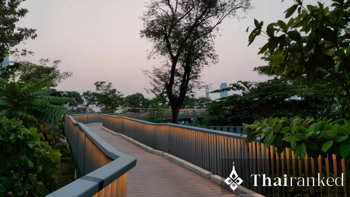 Benjakitti Forest Park Skywalk