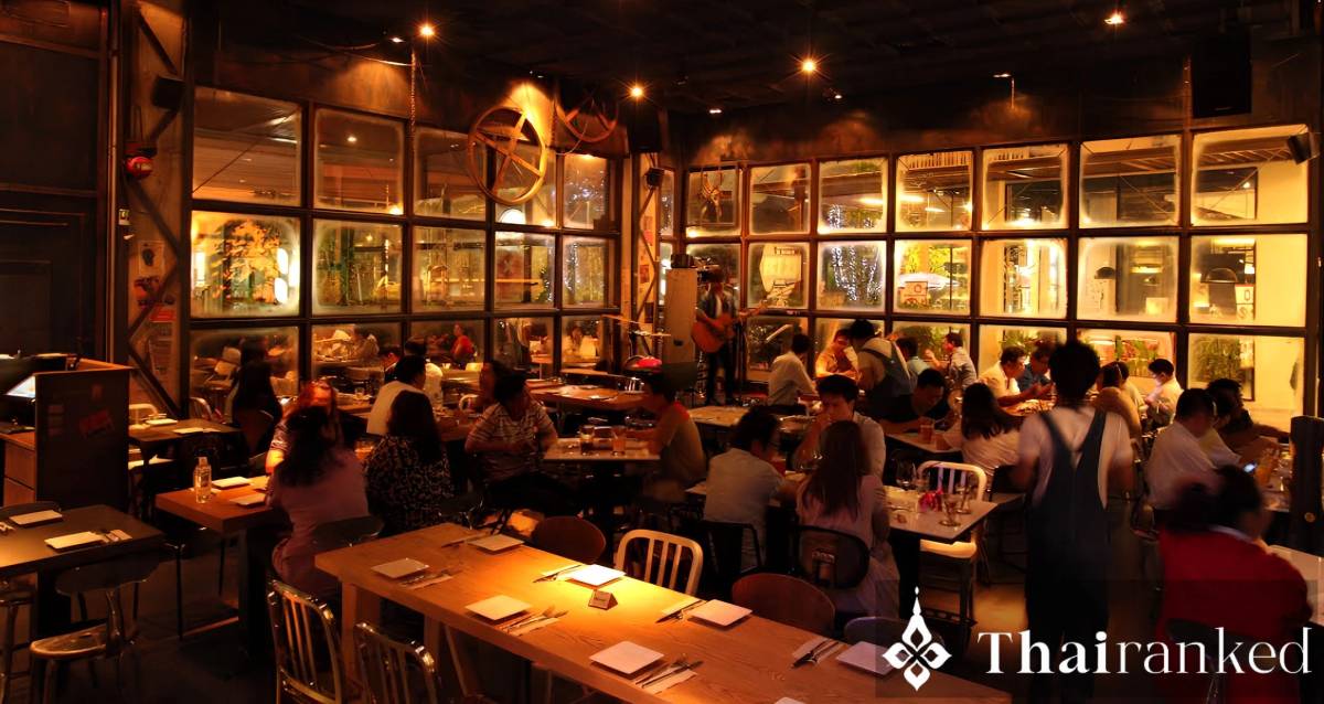 Est.33 by Singha at The Nine Center (The Brewery Vibe)