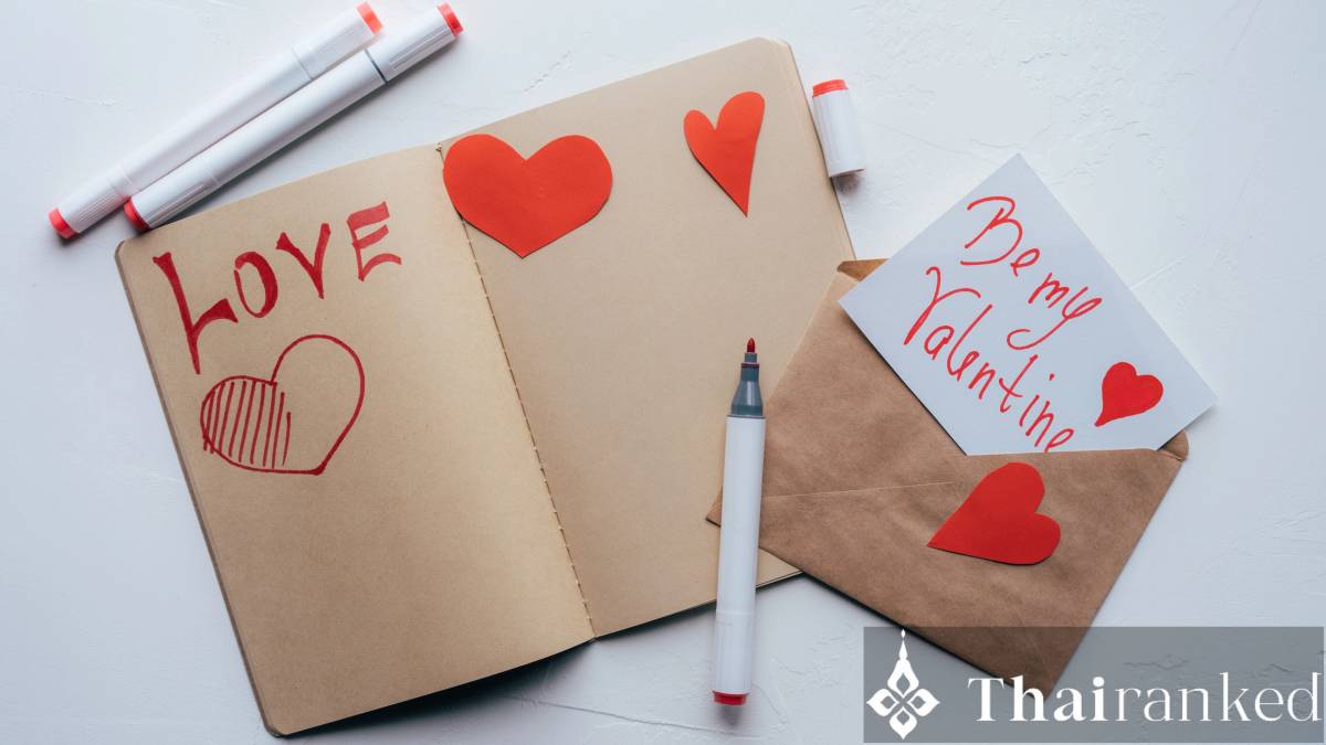 Notas y frases de amor en tailandés escritas a mano