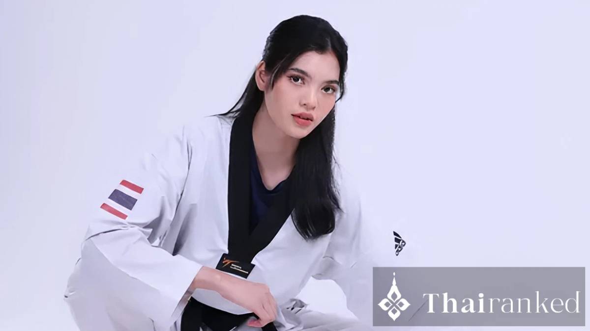 "Gitarre" Kamonchanok Seeken