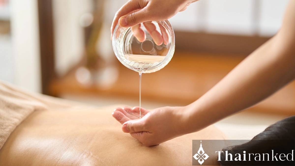 Nuad Thai vs. Oil Massage: Hoe de Juiste Ervaring te Kiezen - thumbnail