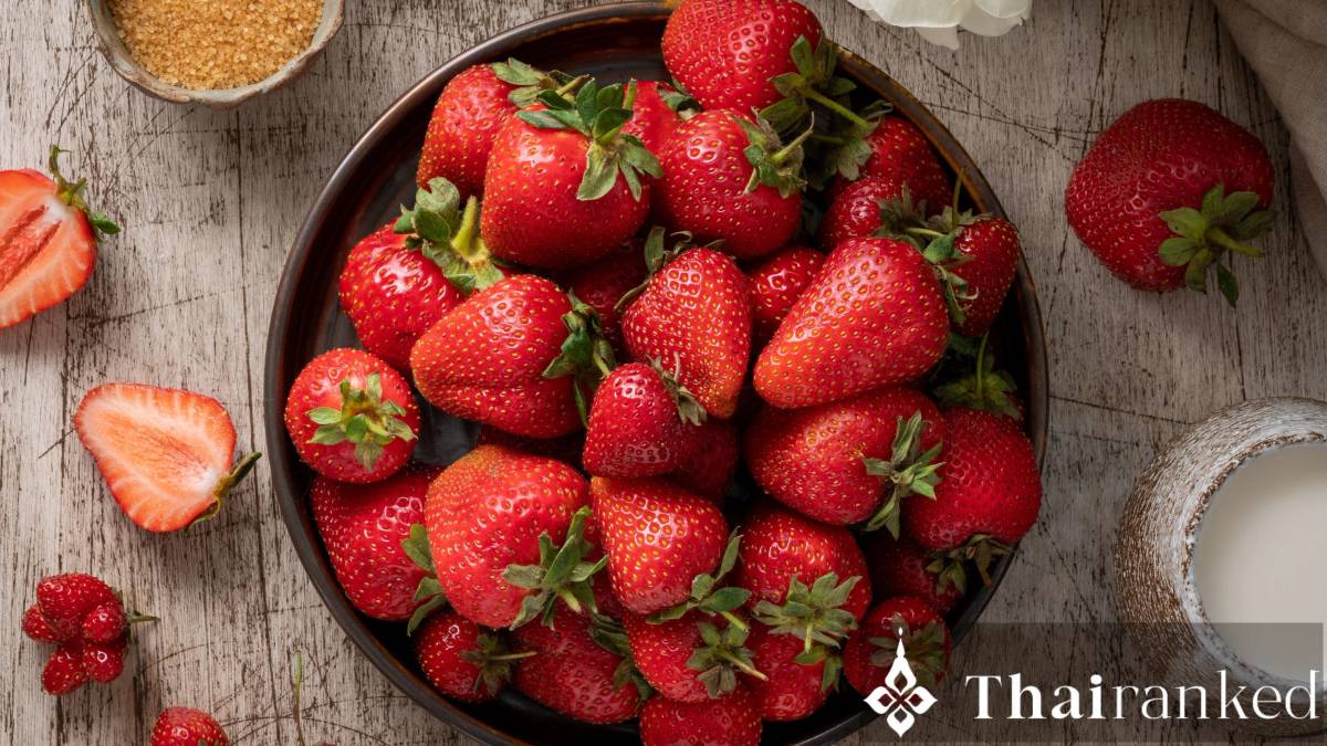 Strawberries (Sot-beri)