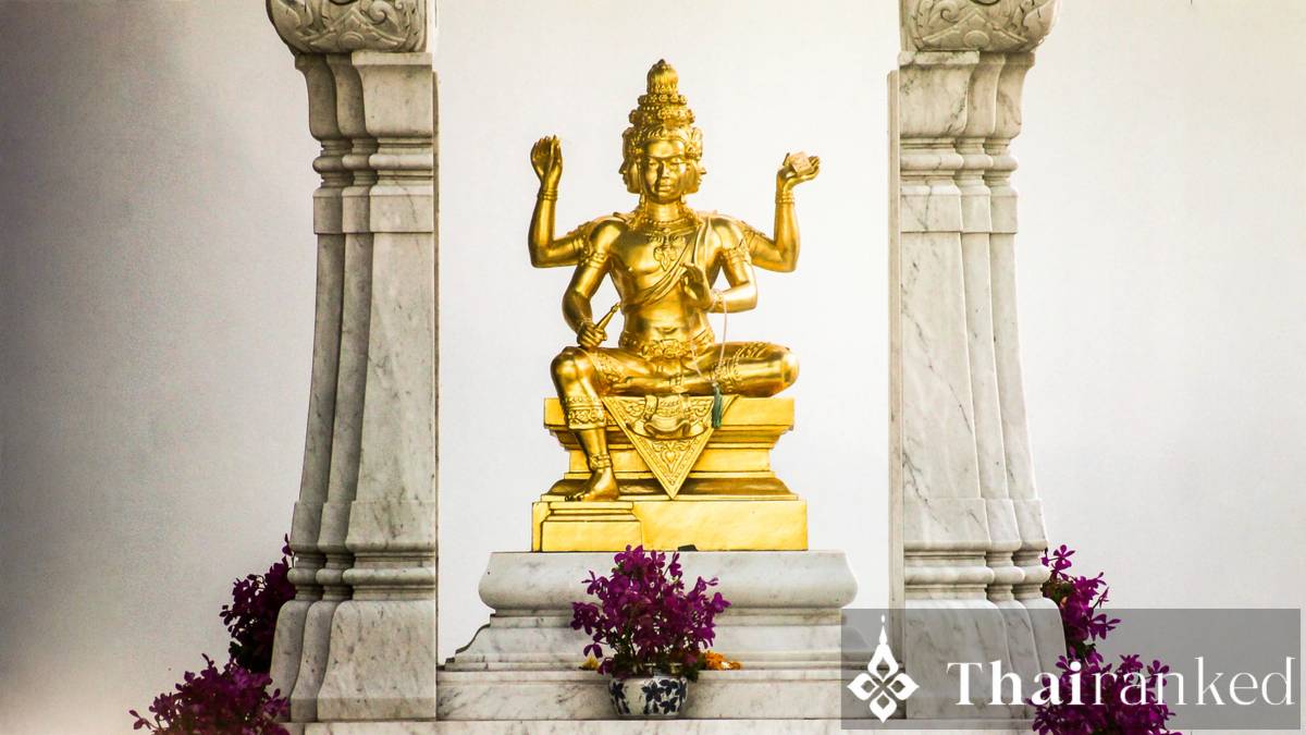 Trimurti Shrine in Bangkok: Pray for Love at Central World - thumbnail