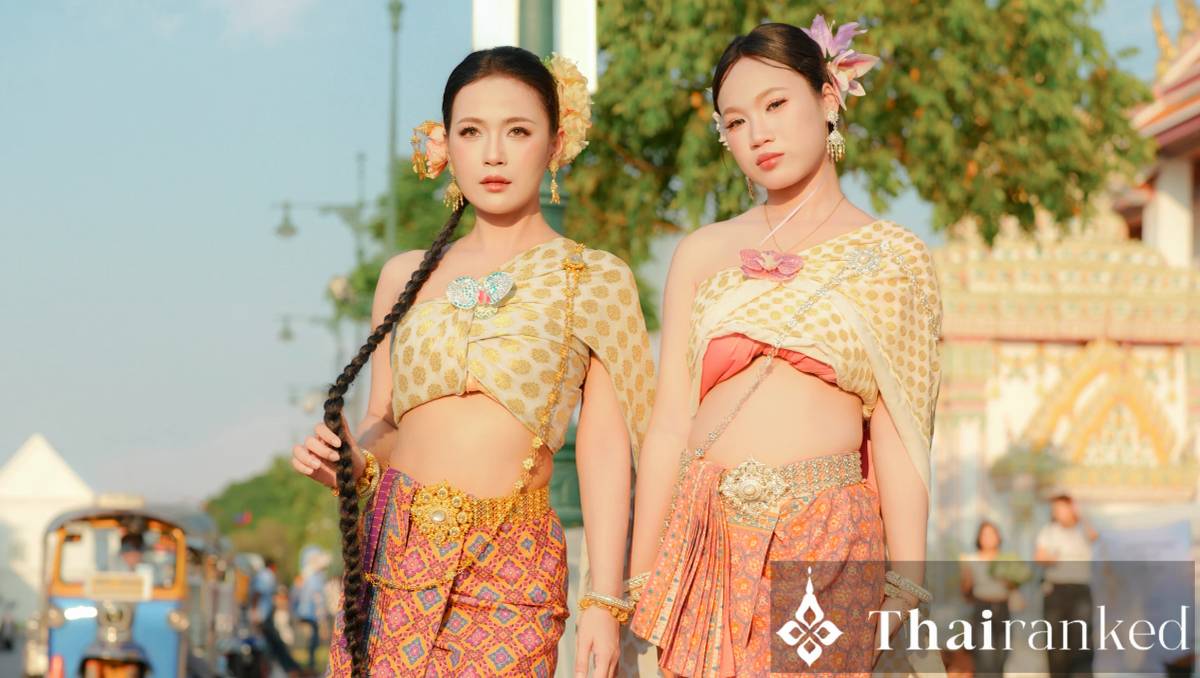 Bangkok & Blush: Thai Costume Rental (near Wat Arun)