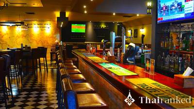 Hemingways (Jomtien) Restaurant & Bar