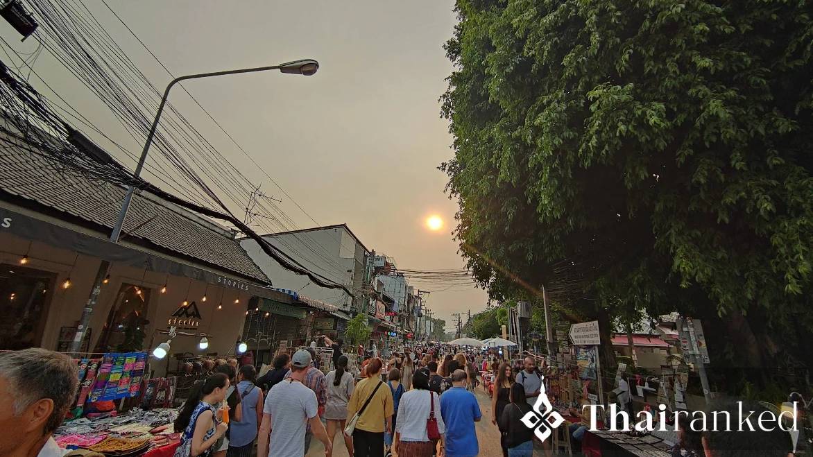 Ratchadamnoen Road Lanes