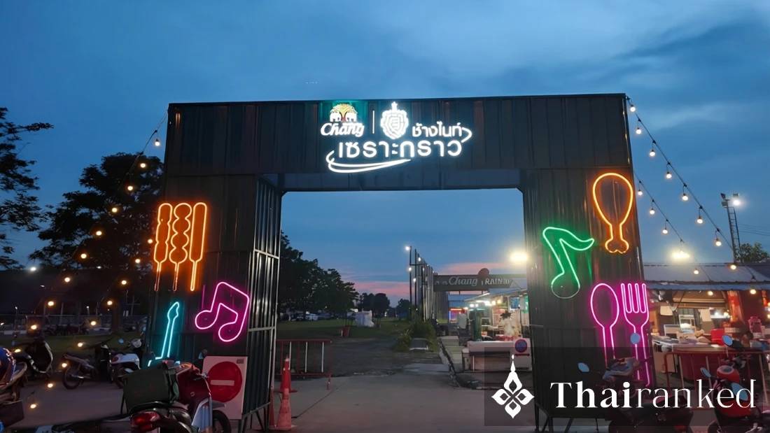 Buriram Castle Night Market (nahe Chang Arena)